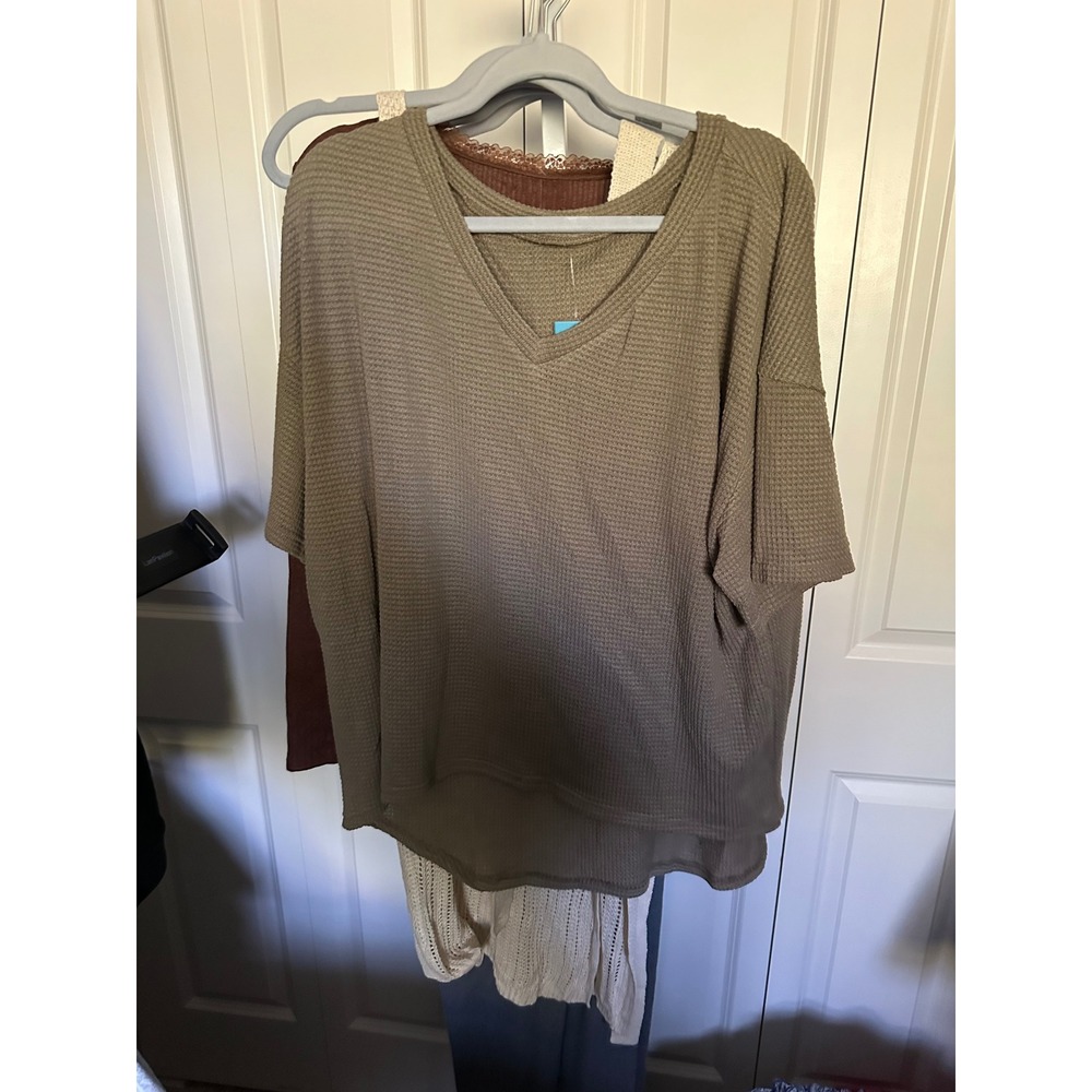 Waffle Knit V-Neck Oversized Short Sleeve Top Khaki XL - Picture 5 of 6